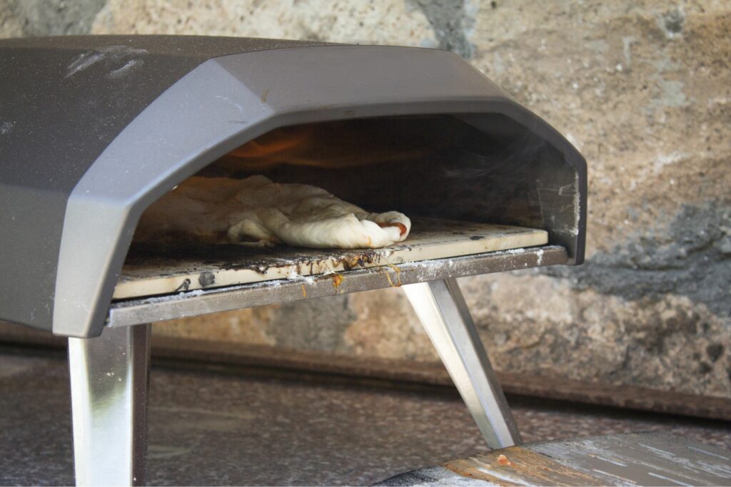 Small gas oven to make homemade pizzas outdoor indoor use